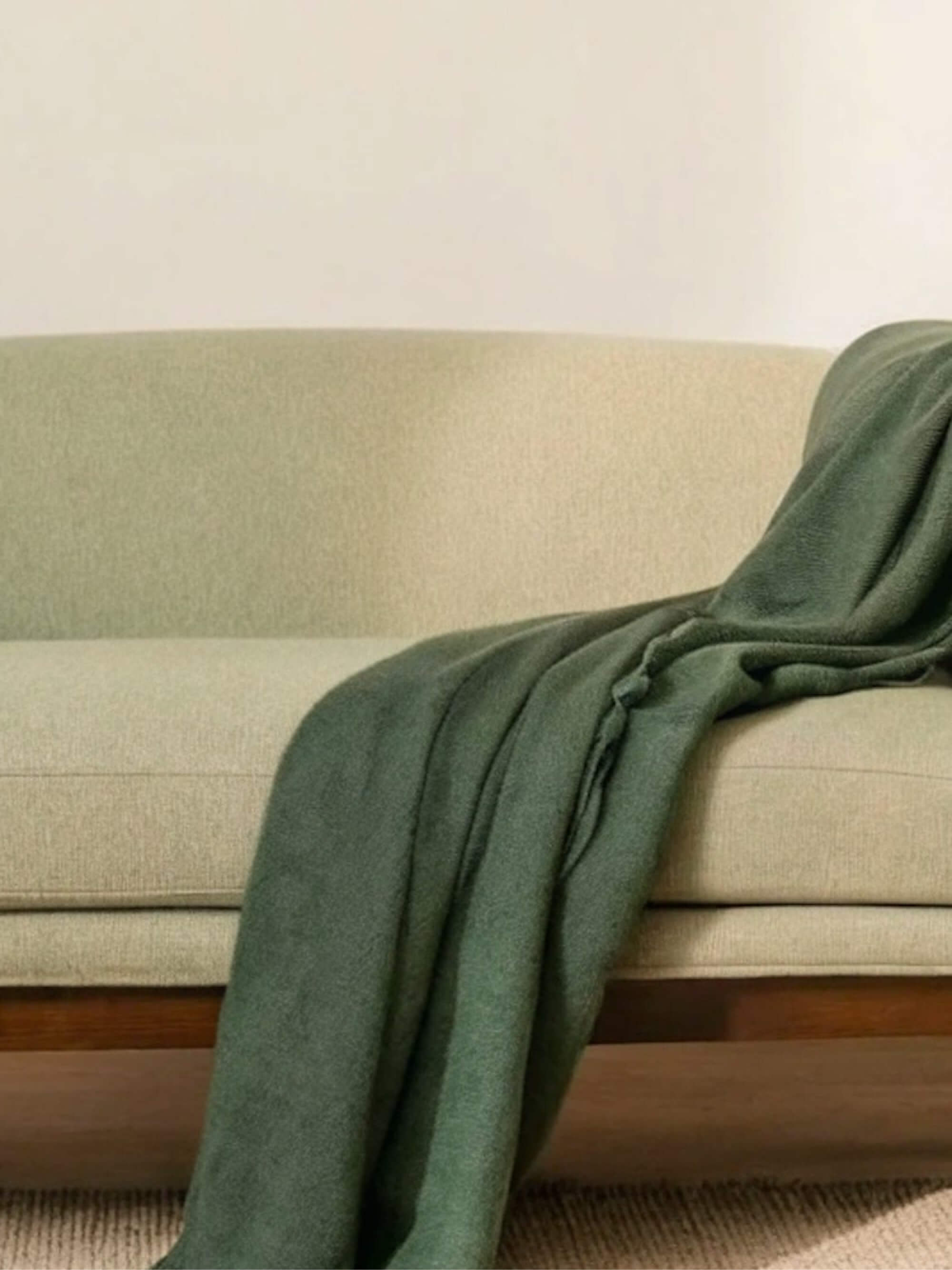 Astrid Sofa